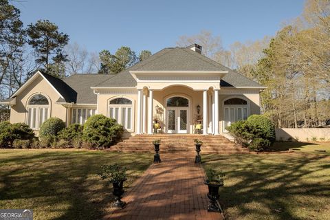 Single Family Residence in Barnesville GA 111 Big Oak Drive.jpg
