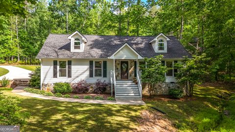 Single Family Residence in Villa Rica GA 3180 Sweetbriar Drive.jpg