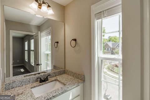 Condominium in Watkinsville GA 170 Elliot Circle 14.jpg