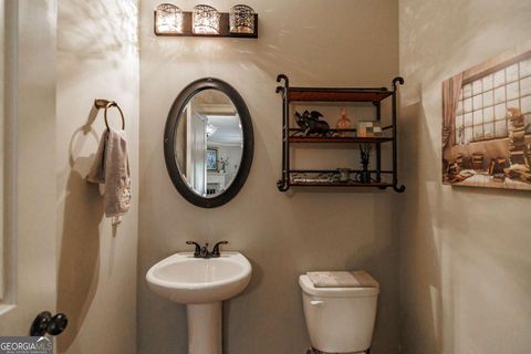 Condominium in Watkinsville GA 170 Elliot Circle 6.jpg