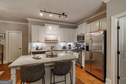 Condominium in Watkinsville GA 170 Elliot Circle 3.jpg