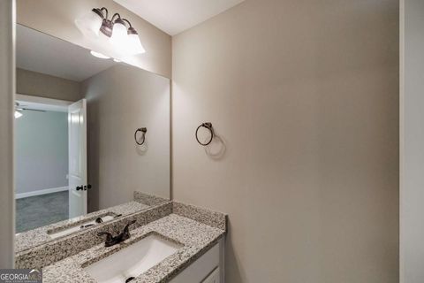 Condominium in Watkinsville GA 170 Elliot Circle 16.jpg