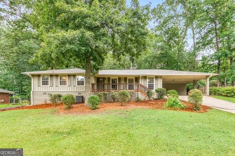 Single Family Residence in Marietta GA 1556 Smithwood Drive.jpg
