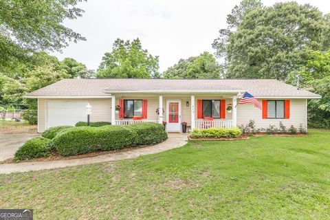 Single Family Residence in Warner Robins GA 213 Feagin Mill Road.jpg