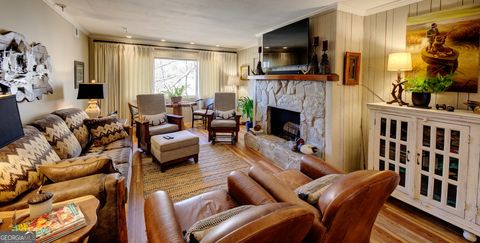 Condominium in Clayton GA 227 Shakespeare Drive #302 3.jpg