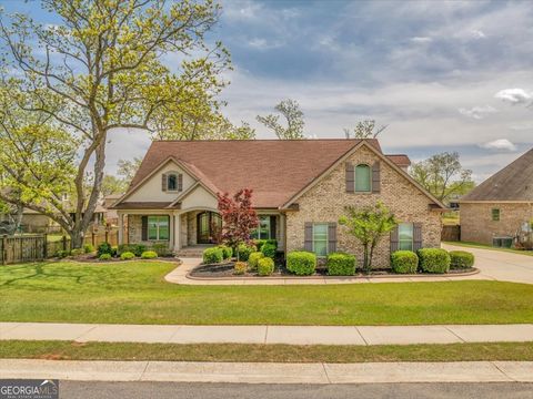 Single Family Residence in Warner Robins GA 304 Stacy Lane.jpg