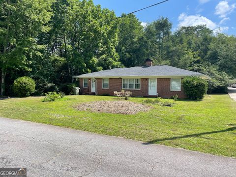 Single Family Residence in Cleveland GA 62 North Avenue.jpg