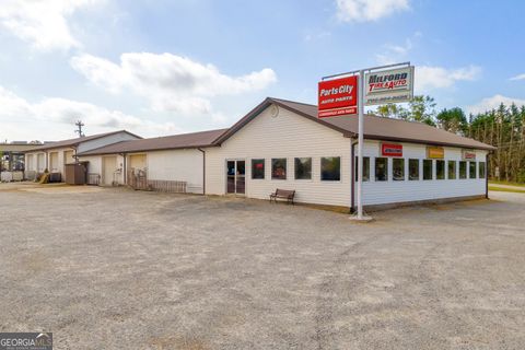  in Carnesville GA 10558 Highway 106.jpg