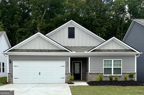 Single Family Residence in Villa Rica GA 435 Prescott Way.jpg