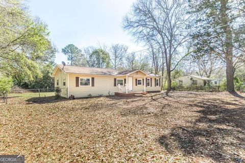 Single Family Residence in Centerville GA 204 Elizabeth Drive.jpg