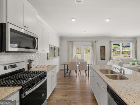 Single Family Residence in Cartersville GA 142 Landsdowne Way 5.jpg