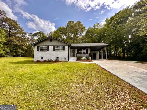 Single Family Residence in Covington GA 15 Laurie Lane.jpg
