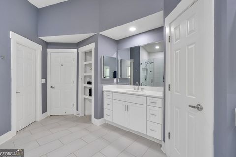 Single Family Residence in Roswell GA 510 Watergate Court 15.jpg
