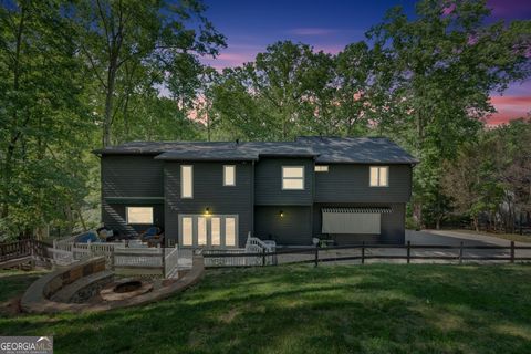 Single Family Residence in Roswell GA 510 Watergate Court 28.jpg