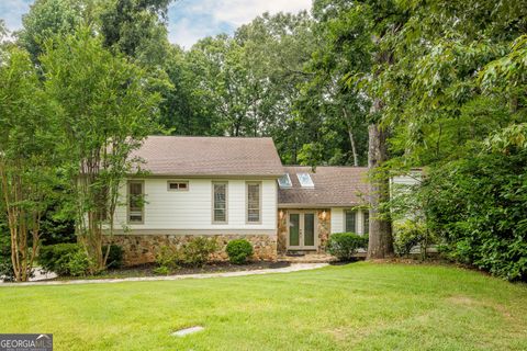 Single Family Residence in Sandy Springs GA 525 Spender Trace.jpg