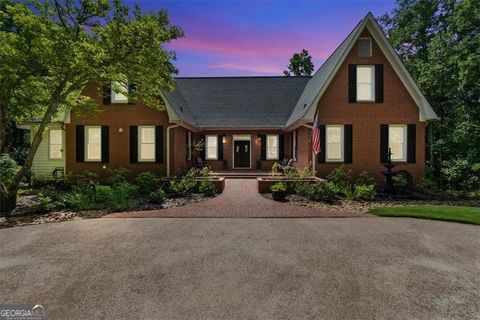 Single Family Residence in Canton GA 200 WATERFORD FALLS Drive.jpg