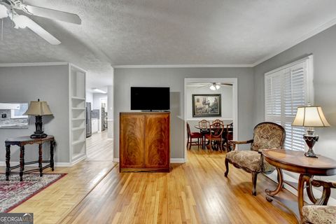 Single Family Residence in Canton GA 2111 Jade Drive 9.jpg