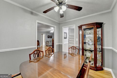 Single Family Residence in Canton GA 2111 Jade Drive 20.jpg