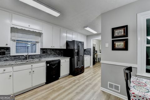 Single Family Residence in Canton GA 2111 Jade Drive 28.jpg