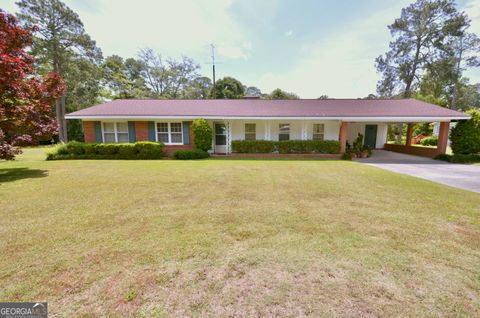 Single Family Residence in Eastman GA 851 8th Avenue.jpg