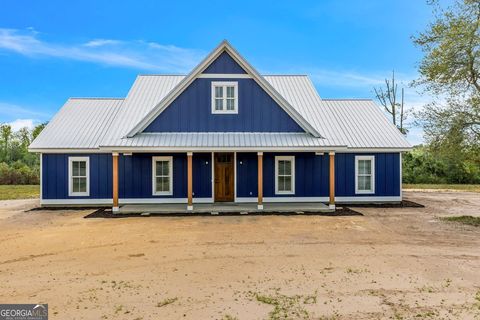 Single Family Residence in Ludowici GA 567 NW Henry Walcott Road.jpg