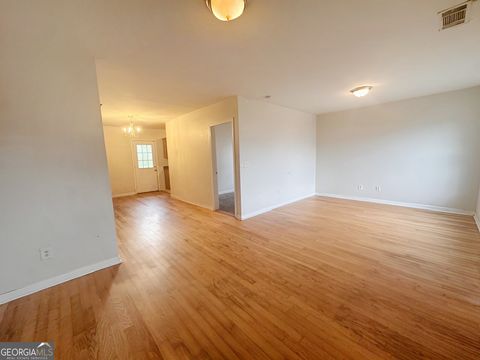 Townhouse in Monroe GA 627 Mill Stone Bluff #B 8.jpg