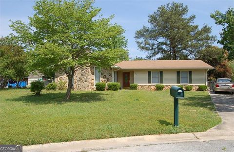 Single Family Residence in Centerville GA 405 Tumbleweed Circle.jpg