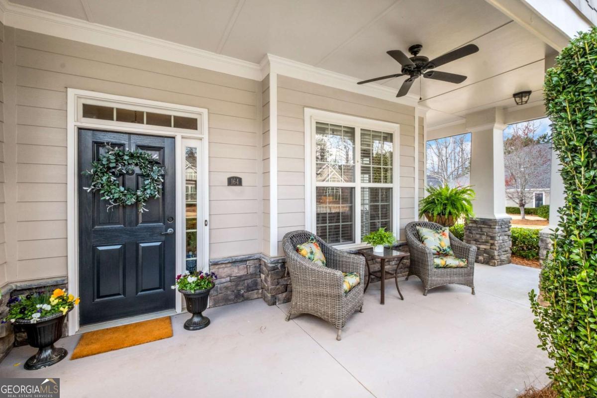 Single Family Residence in Woodstock GA 164 Owens Farm Lane 4.jpg