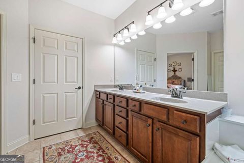 Single Family Residence in Woodstock GA 164 Owens Farm Lane 26.jpg