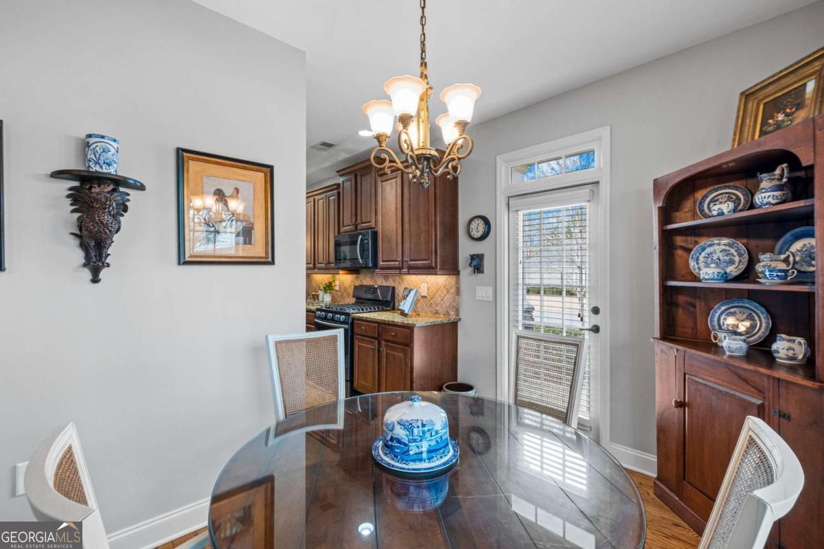 Single Family Residence in Woodstock GA 164 Owens Farm Lane 20.jpg