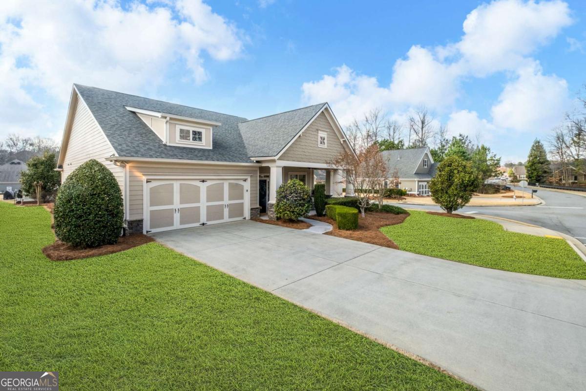 Single Family Residence in Woodstock GA 164 Owens Farm Lane 2.jpg
