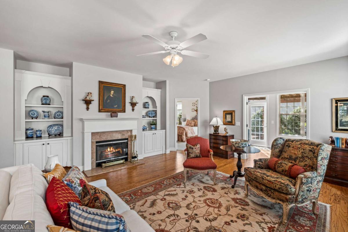 Single Family Residence in Woodstock GA 164 Owens Farm Lane 10.jpg