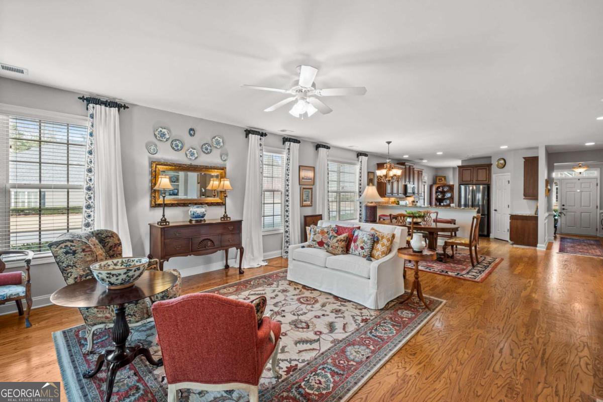 Single Family Residence in Woodstock GA 164 Owens Farm Lane 8.jpg
