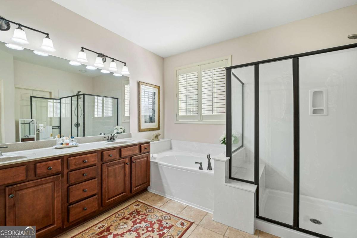 Single Family Residence in Woodstock GA 164 Owens Farm Lane 27.jpg