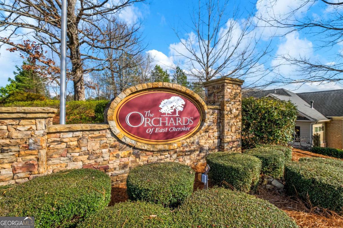 Single Family Residence in Woodstock GA 164 Owens Farm Lane 40.jpg