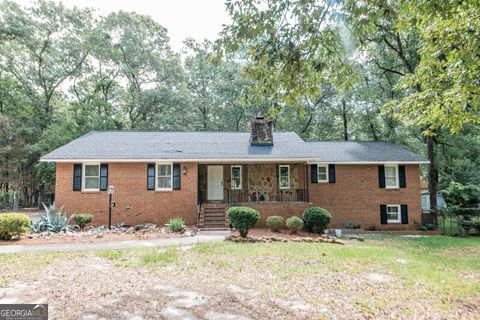 Single Family Residence in Byron GA 139 Old Oak Road.jpg