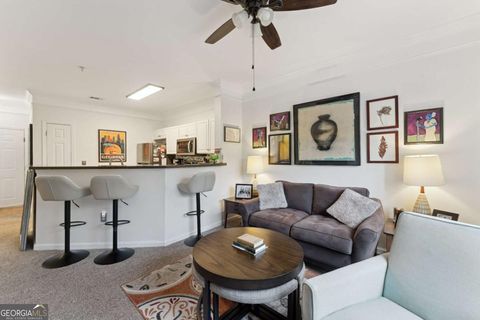 Condominium in Savannah GA 2122 Whitemarsh Way.jpg