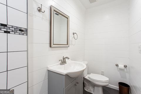 Single Family Residence in Covington GA 430 Gregory Road 39.jpg