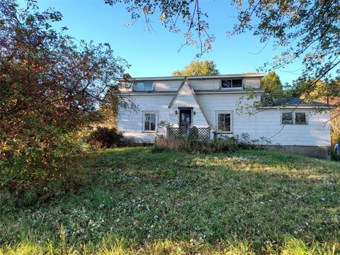 Single Family Residence in Columbus PA 22960 ROUTE 957 Route.jpg