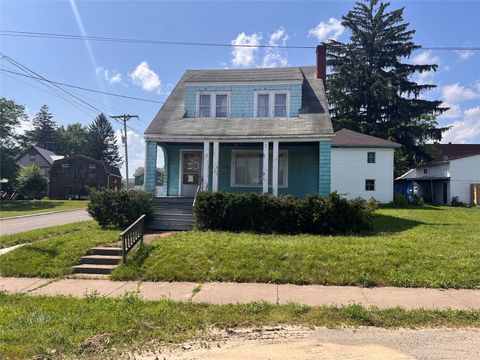 Single Family Residence in Clarendon PA 6 RAILROAD Street.jpg