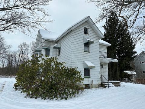 Single Family Residence in Linesville PA 3099 285 Highway.jpg