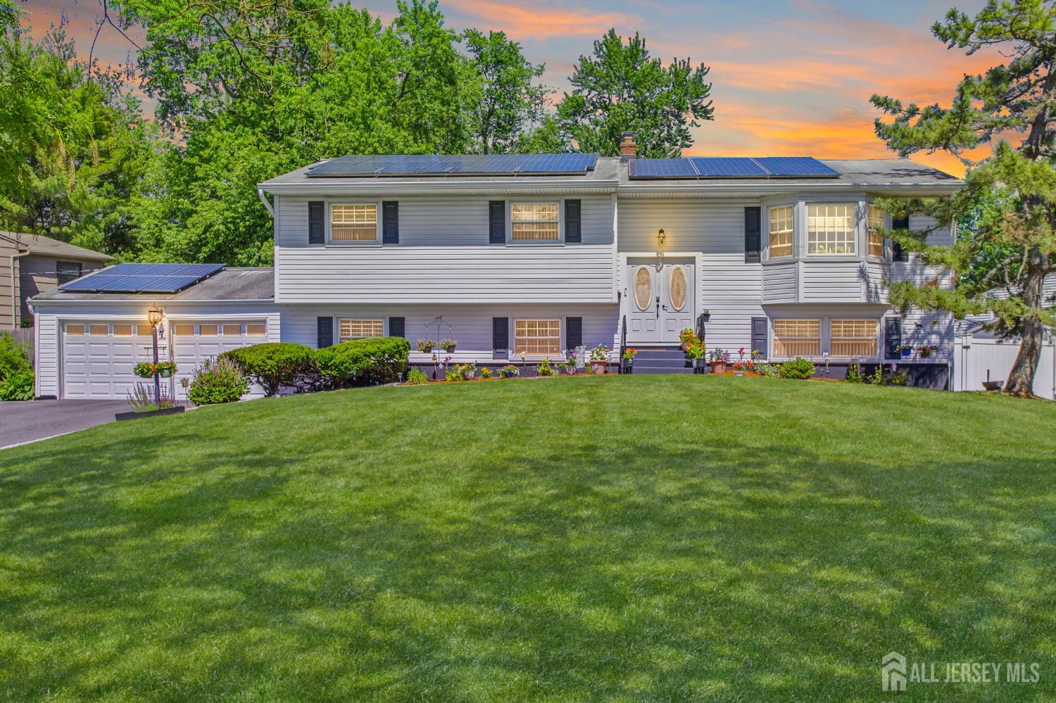 7 Vauxhall Rd, East Brunswick, NJ 08816