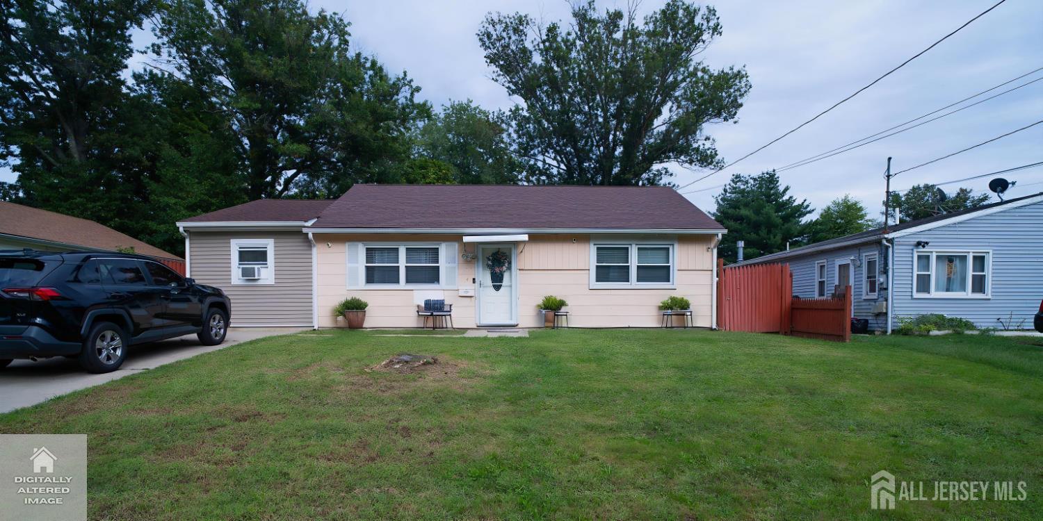 4 Dorset Dr, Trenton, NJ 08618
