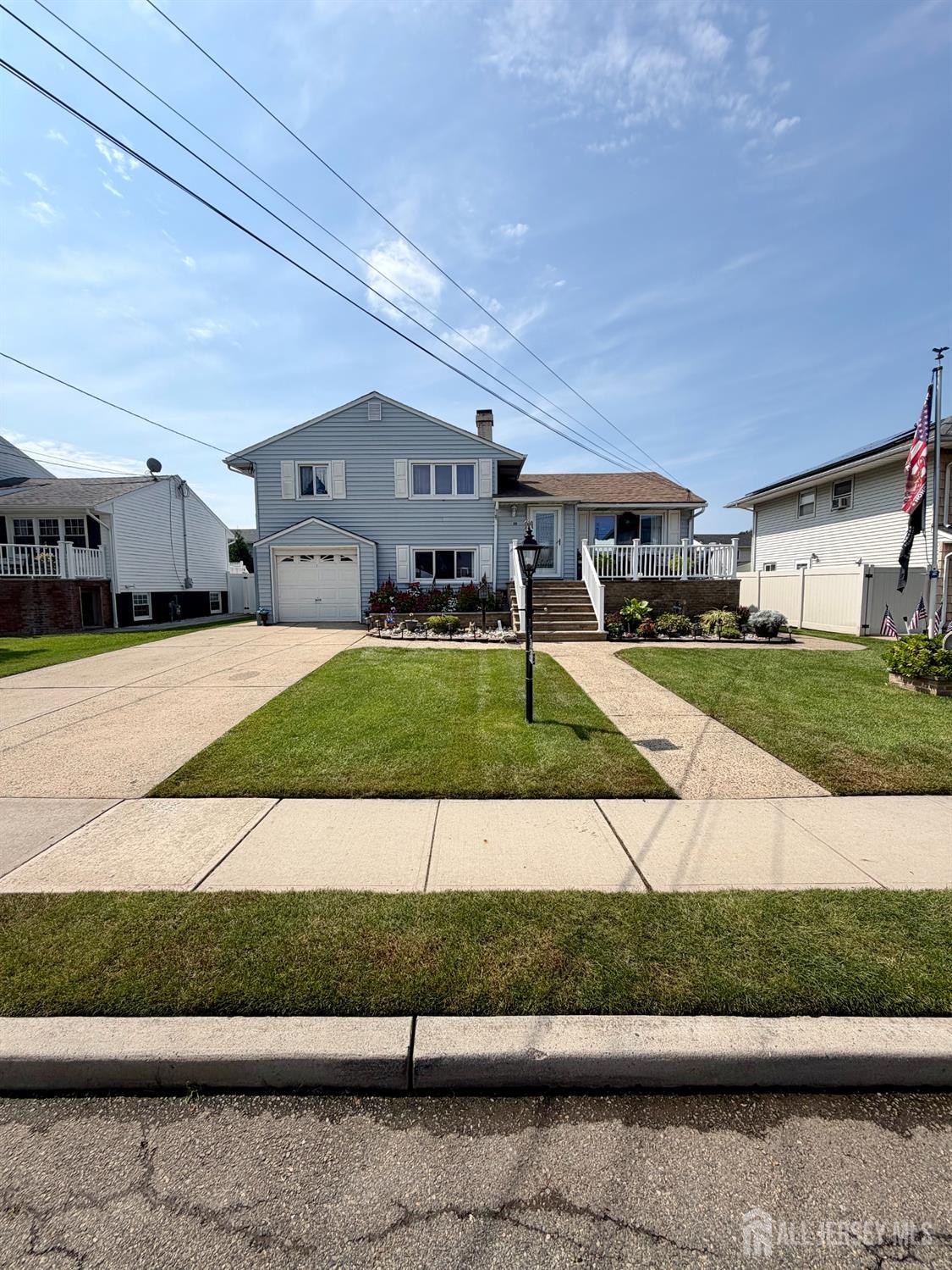 29 Capp St, Carteret, NJ 07008