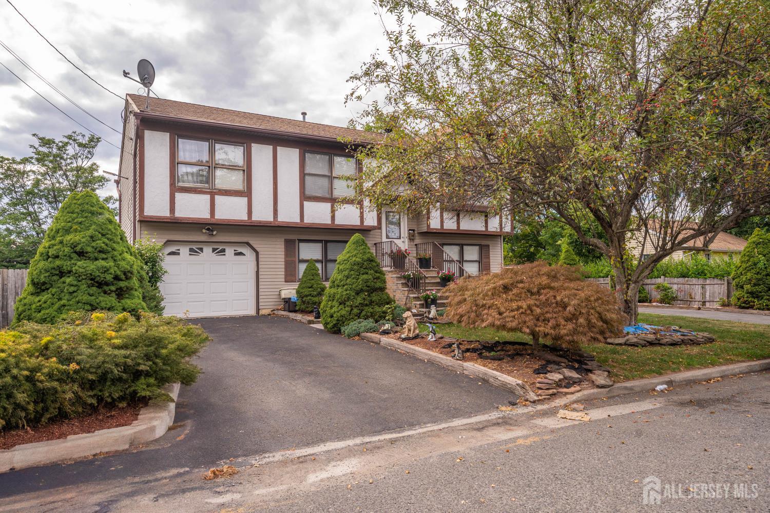 1 Hall St, Piscataway, NJ 08854 photo
