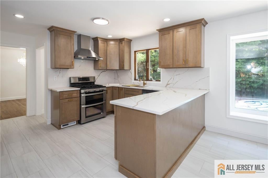 32 Ellmyer Rd, Edison, NJ 08820 photo
