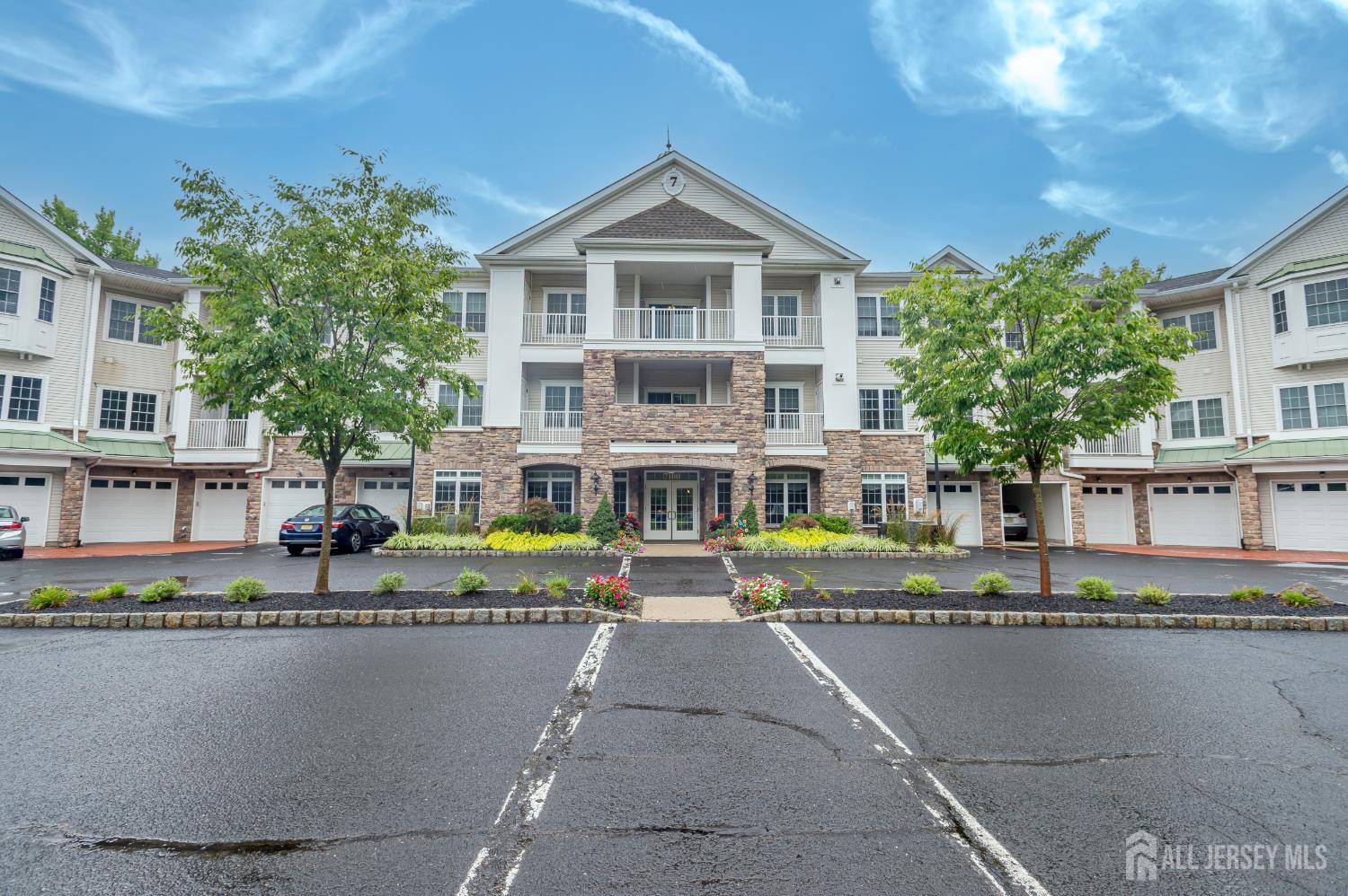 7321 Falston Cir, Old Bridge, NJ 08857