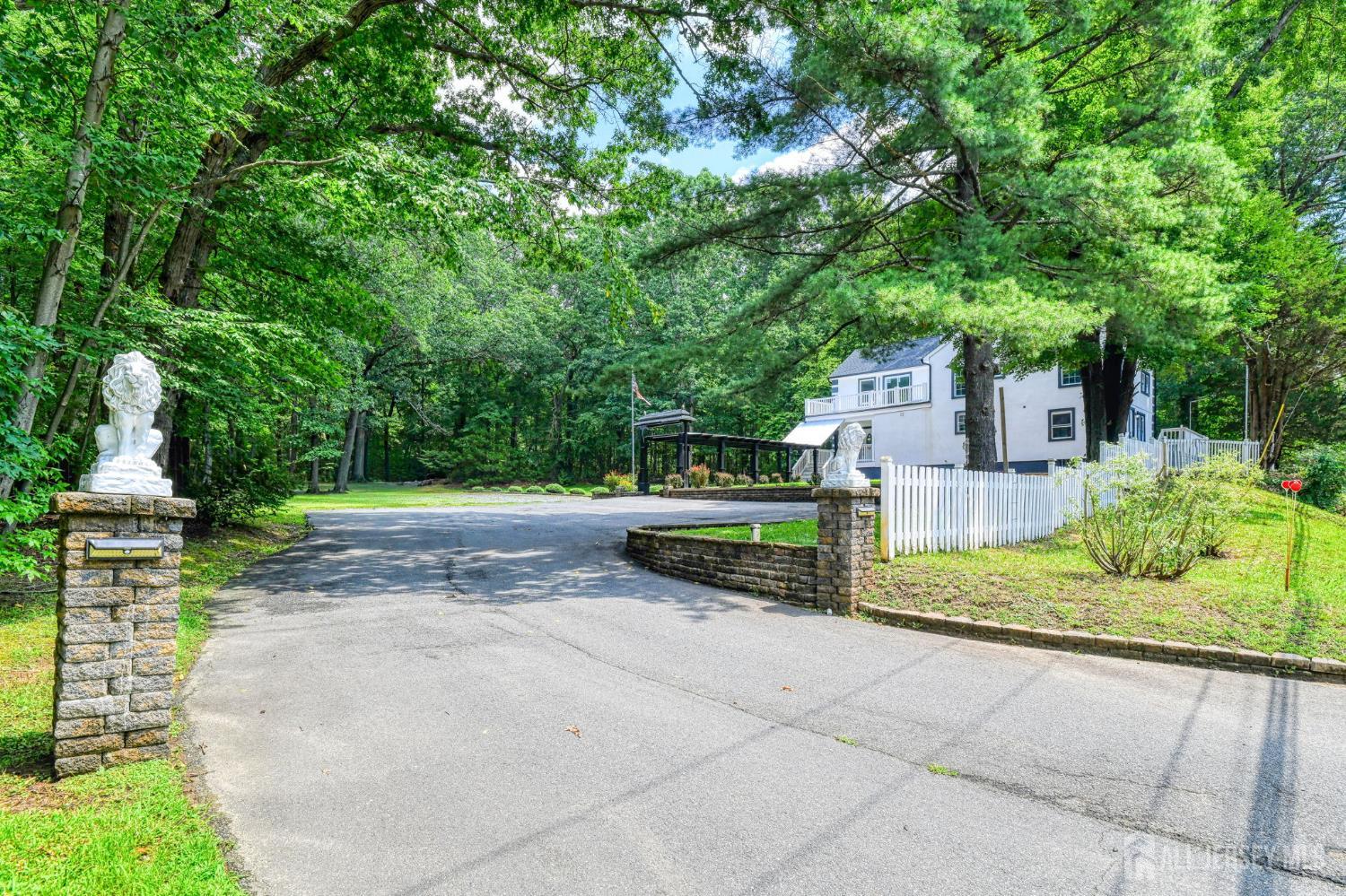 241 Deans Rhode Hall Rd, Monroe, NJ 08831 photo
