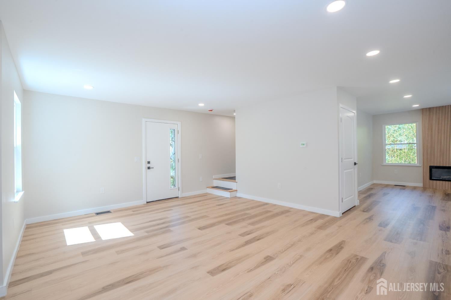 290 Fresh Ponds Rd, North Brunswick, NJ 08852 photo