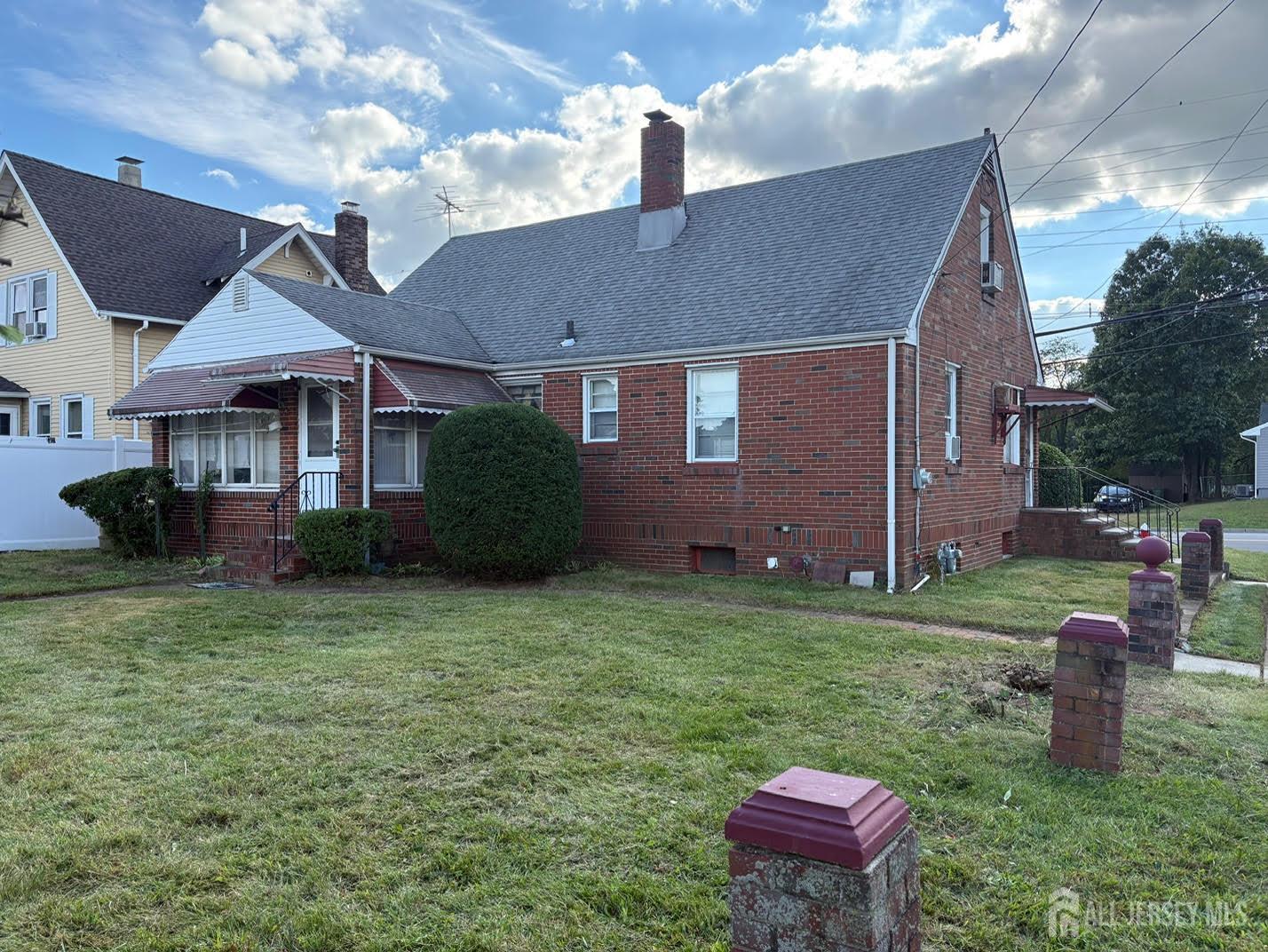 505 S Pine Ave, Sayreville, NJ 08879 photo